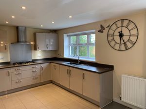 Photo 12- click for photo gallery